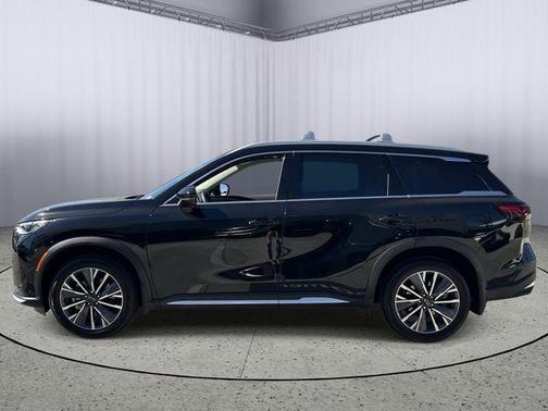 Mineral Black 2026 INFINITI QX60 LUXE AWD