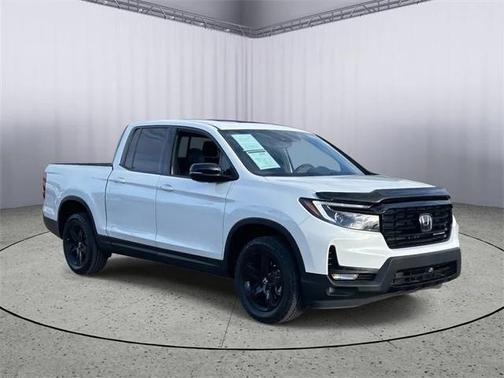 2022 Honda Ridgeline Black
