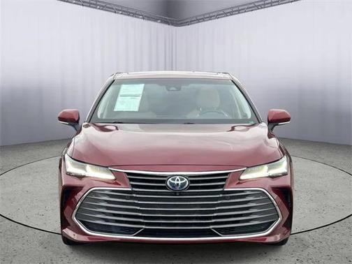 2019 Toyota Avalon Hybrid Limited