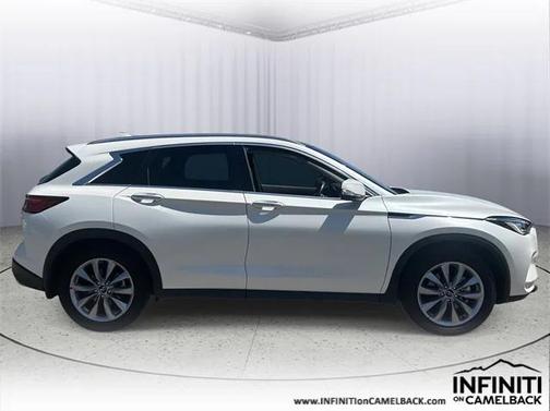 2022 INFINITI QX50 LUXE