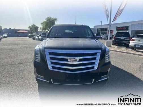 2017 Cadillac Escalade Luxury