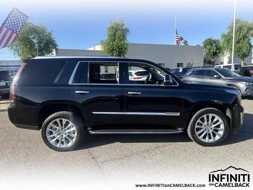 2017 Cadillac Escalade Luxury
