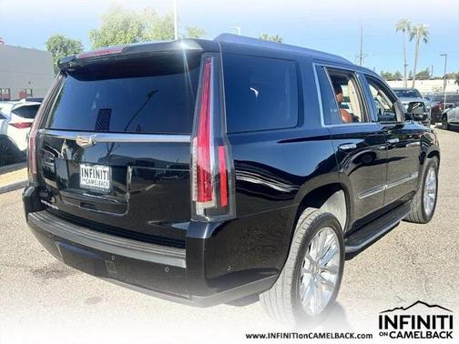 2017 Cadillac Escalade Luxury