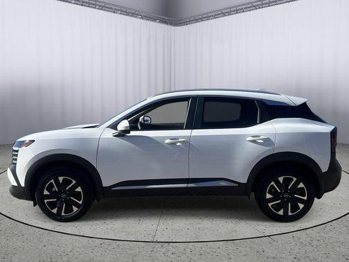 Fresh Powder 2025 Nissan Kicks SV