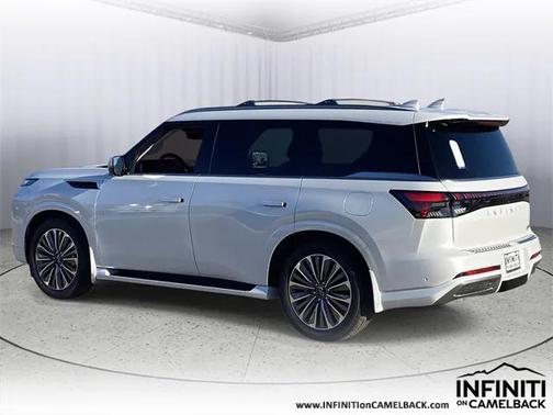 2025 INFINITI QX80 SENSORY AWD