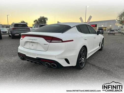 2022 Kia Stinger GT1