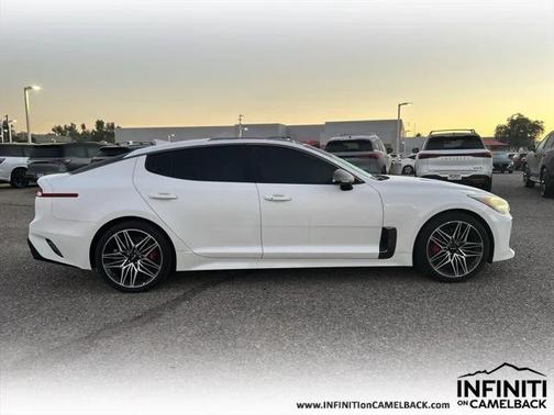 2022 Kia Stinger GT1