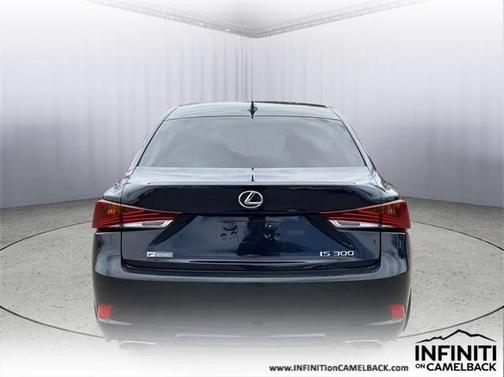 2018 Lexus IS 300 Base