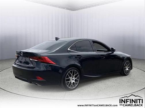 2018 Lexus IS 300 Base