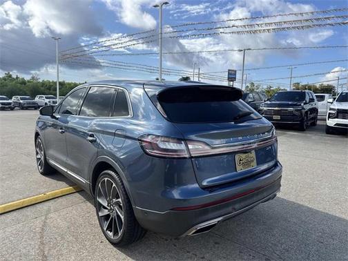 2019 Lincoln Nautilus Reserve