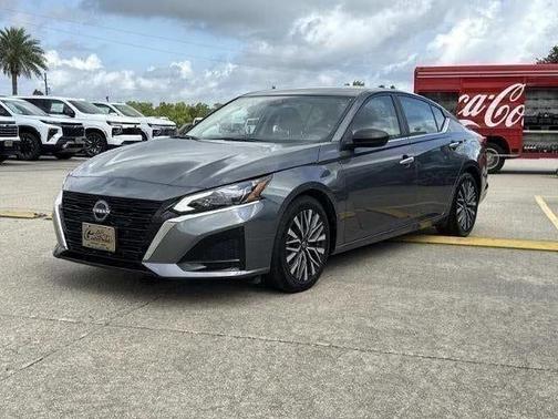 Gun Metallic 2025 Nissan Altima 2.5 SV
