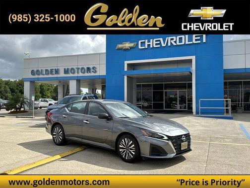 Gun Metallic 2025 Nissan Altima 2.5 SV