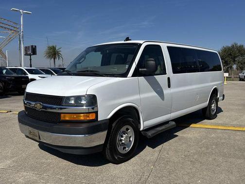 2023 Chevrolet Express 3500 RWD 3500 Extended Wheelbase LT