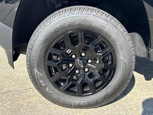 Black 2026 Chevrolet Colorado WT
