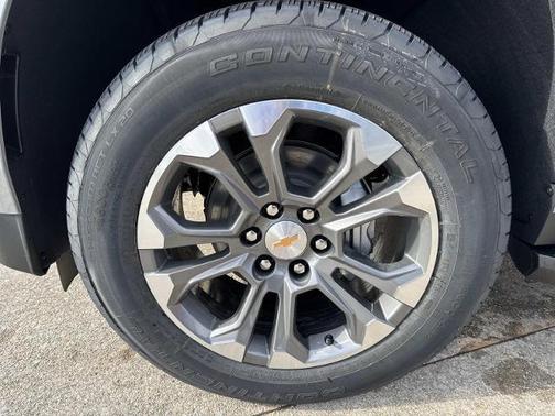 Sterling Gray Metallic 2026 Chevrolet Tahoe LS