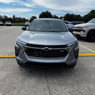 Sterling Gray Metallic 2026 Chevrolet Trax FWD 1RS
