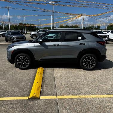 Sterling Gray Metallic 2026 Chevrolet Trailblazer LT
