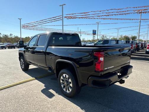 2025 Chevrolet Silverado 2500 Custom