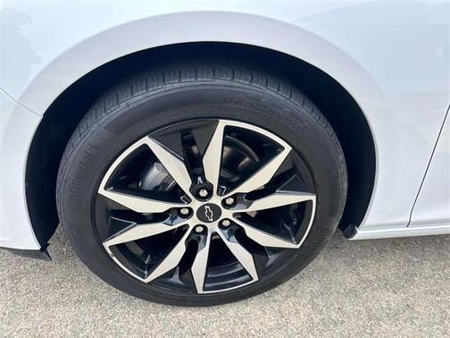 2024 Chevrolet Malibu FWD RS