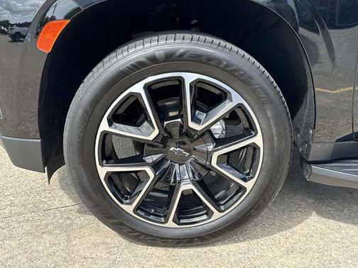 2022 Chevrolet Tahoe 2WD RST