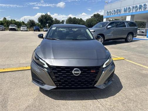2025 Nissan Altima SR FWD