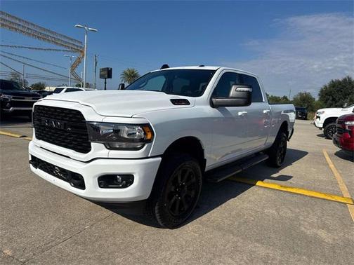 2024 RAM 2500 Big Horn Crew Cab 4x4 6'4' Box