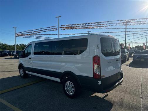2022 Ford Transit-350 XLT