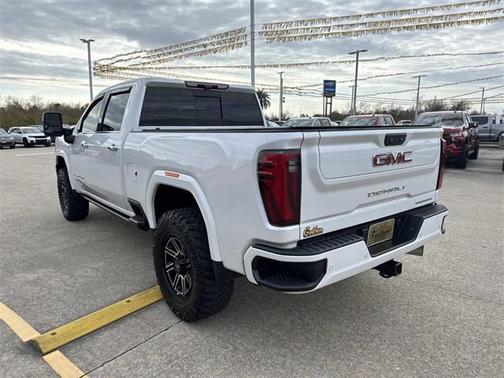 2024 GMC Sierra 2500 Denali