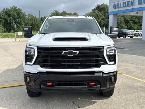 Summit White 2026 Chevrolet Silverado 2500 LT