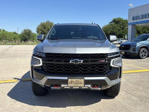 Sterling Gray Metallic 2023 Chevrolet Suburban 4WD Z71