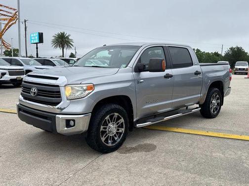 Silver Sky Metallic 2015 Toyota Tundra SR5