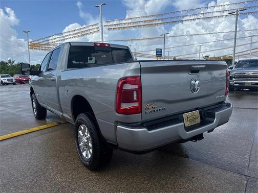 2024 RAM 2500 Laramie Crew Cab 4x4 6'4' Box