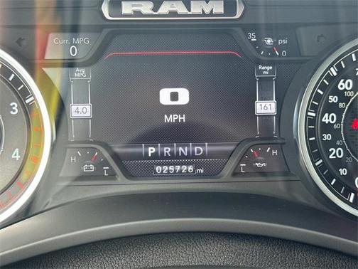 2024 RAM 2500 Laramie Crew Cab 4x4 6'4' Box