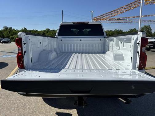 Summit White 2026 Chevrolet Silverado 2500 Crew Cab, Long Bed, WT, RWD