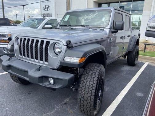 Photo 5 of 38 of 2021 Jeep Gladiator Sport