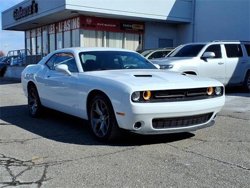 2017 Dodge Challenger SXT