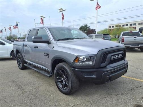 2023 RAM 1500 Classic Warlock Crew Cab 4x4 5'7' Box