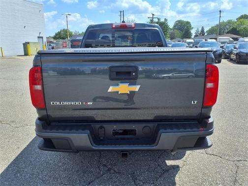 2017 Chevrolet Colorado LT