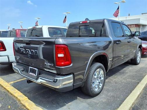 2025 RAM 1500 Big Horn/Lone Star