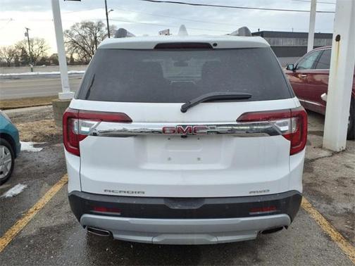 2022 GMC Acadia AWD SLT