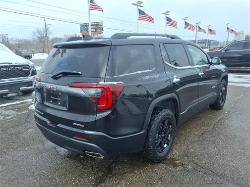 2021 GMC Acadia AWD AT4