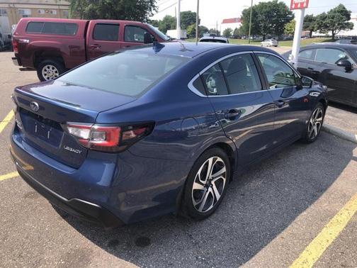 2022 Subaru Legacy Limited