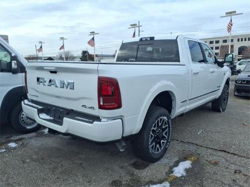 2025 RAM 2500 Limited Crew Cab 4x4 6'4' Box