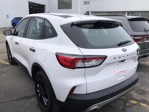 2022 Ford Escape S