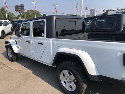 2021 Jeep Gladiator Sport S