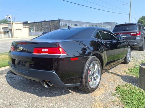 2015 Chevrolet Camaro 2LT