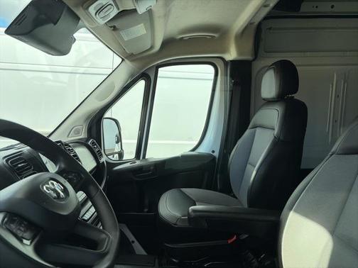 2024 RAM ProMaster 2500 Tradesman