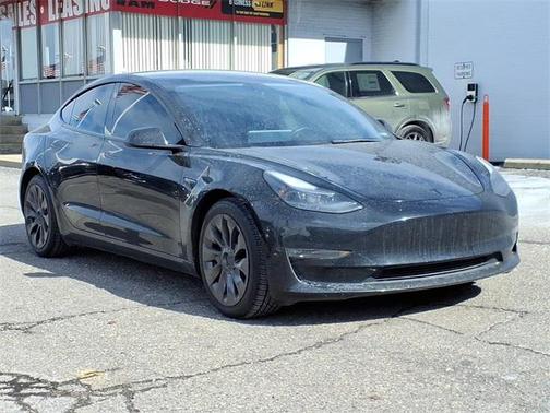 2022 Tesla Model 3 Long Range