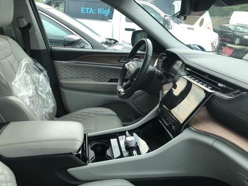 2022 Jeep Grand Cherokee L Summit