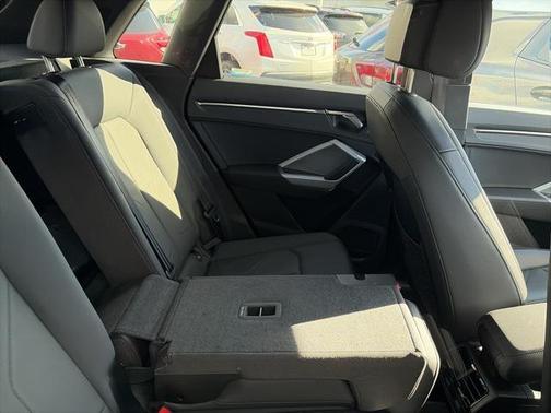 2023 Audi Q3 Premium 45 TFSI S line quattro Tiptronic